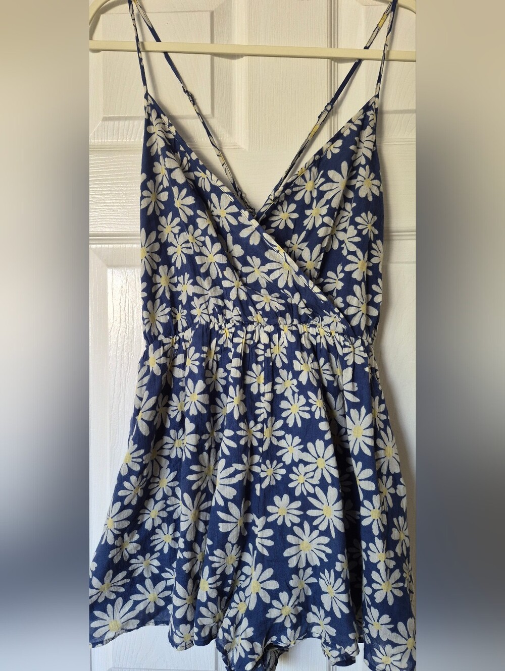 American Eagle Outfitters Navy Daisy Print Romper